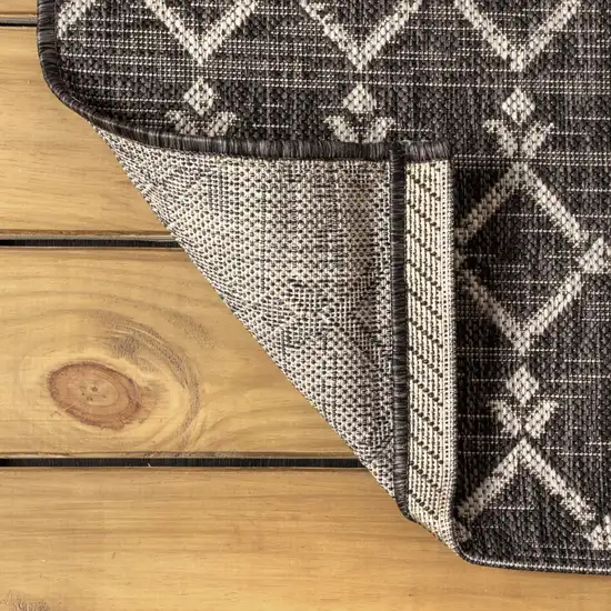 5' Black And Gray Square Trellis Indoor Outdoor Area Rug Photo 9