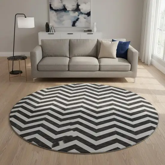 8' Black And Ivory Chevron Washable Round Rug With UV Protection Photo 2