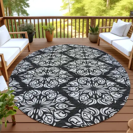 8' Black And Ivory Round Damask Washable Indoor Outdoor Area Rug Photo 4