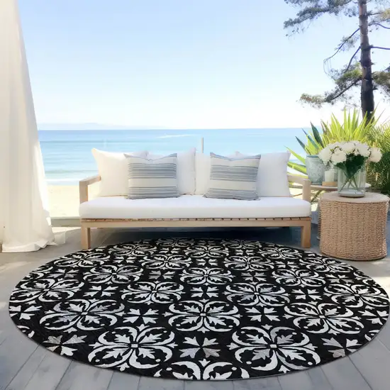 8' Black And Ivory Round Floral Washable Indoor Outdoor Area Rug Photo 5