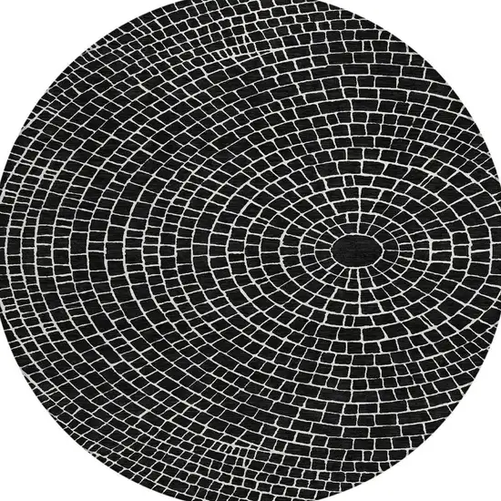 8' Black And Ivory Round Geometric Washable Indoor Outdoor Area Rug Photo 3