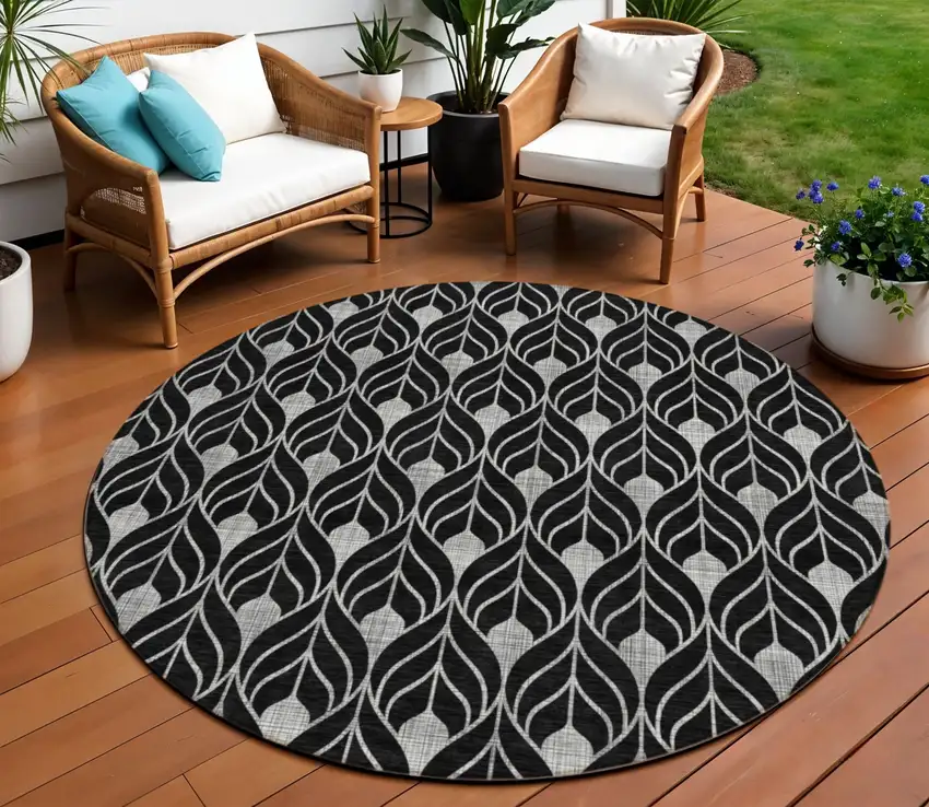 8' Black And Ivory Round Geometric Washable Indoor Outdoor Area Rug Photo 1