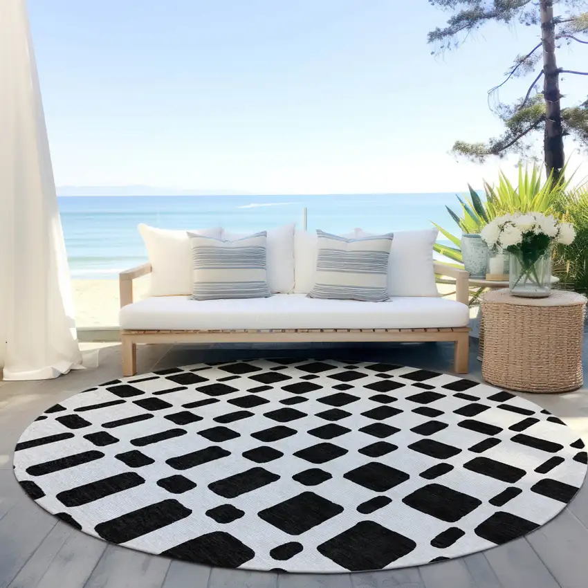 8' Black And Ivory Round Geometric Washable Indoor Outdoor Area Rug Photo 6