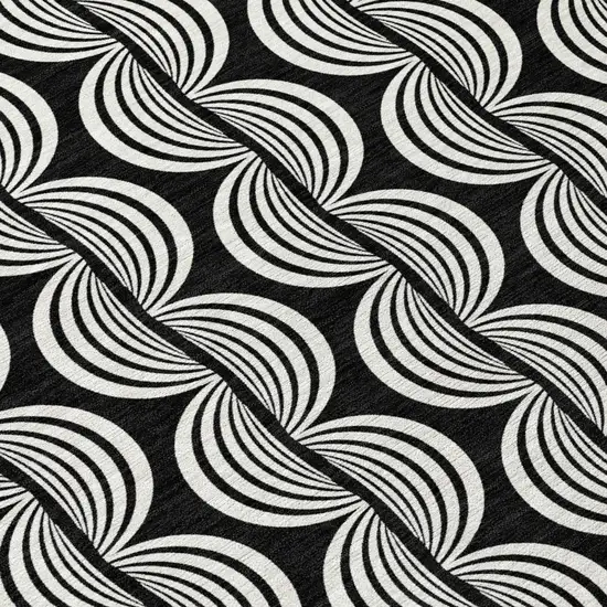 8' Black And Ivory Round Ogee Washable Indoor Outdoor Area Rug Photo 9