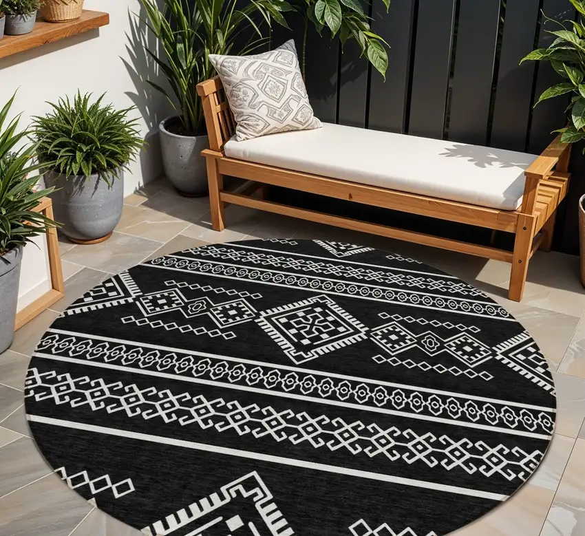 8' Black And Ivory Round Southwestern Washable Indoor Outdoor Area Rug Photo 1