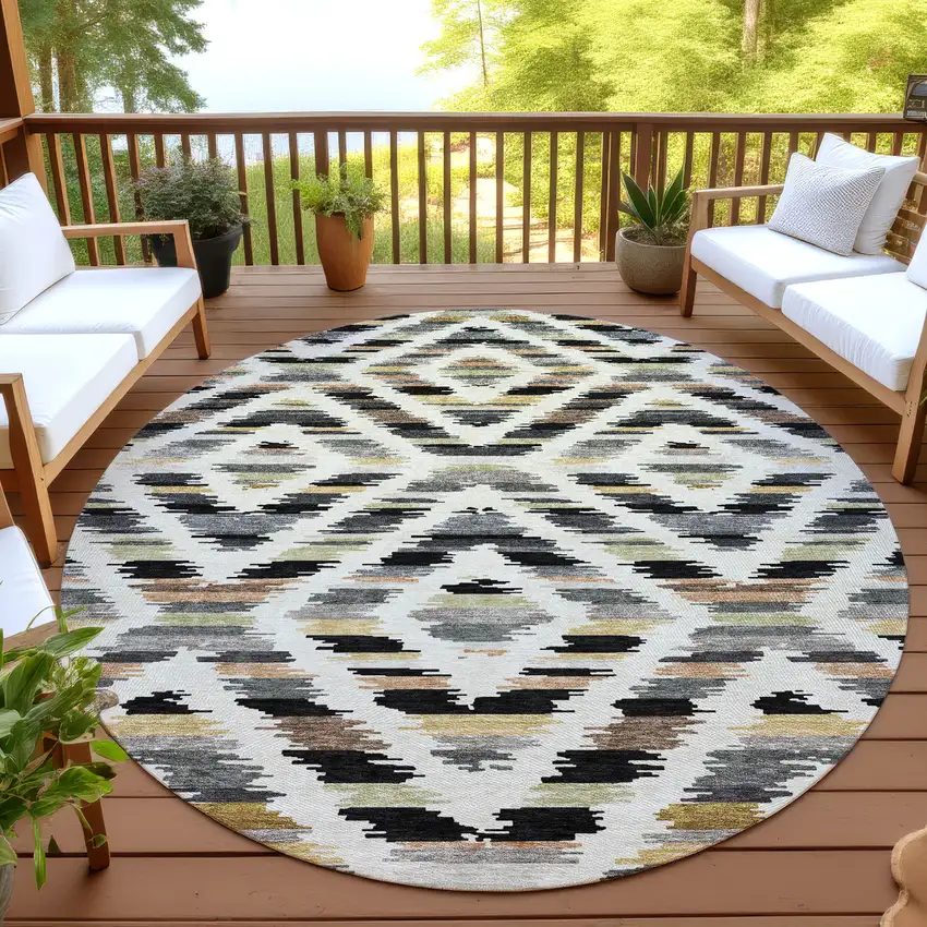 8' Black And Ivory Round Tribal Washable Indoor Outdoor Area Rug Photo 4