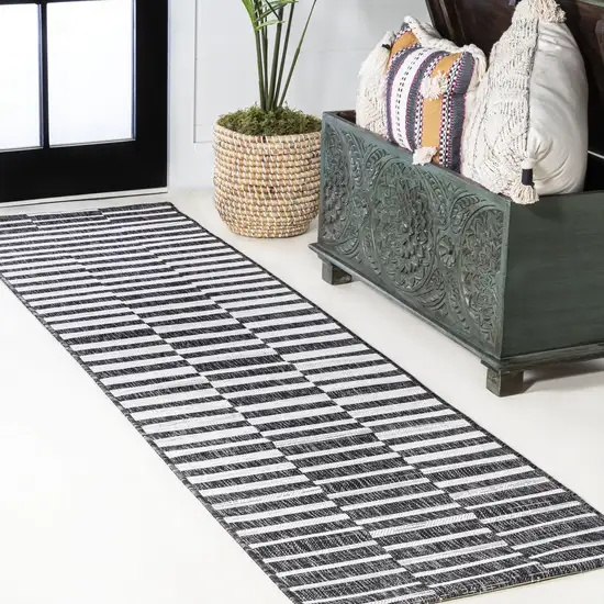 10' Black And Ivory Striped Indoor Outdoor Runner Rug Photo 4