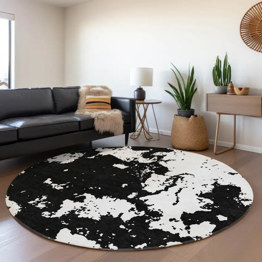 8' Black And White Abstract Washable Round Rug With UV Protection Photo 5