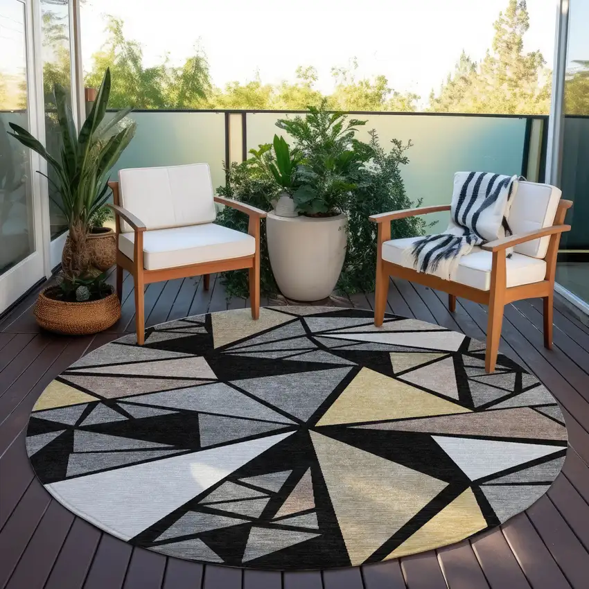 8' Black Beige And Gray Round Geometric Washable Indoor Outdoor Area Rug Photo 7
