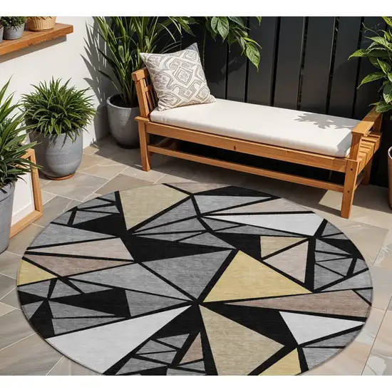 8' Black Beige And Gray Round Geometric Washable Indoor Outdoor Area Rug Photo 1