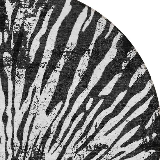 8' Black Charcoal And Ivory Round Abstract Washable Indoor Outdoor Area Rug Photo 5