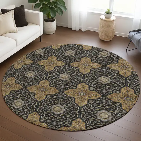 8' Black Copper And Gray Round Quatrefoil Washable Indoor Outdoor Area Rug Photo 5