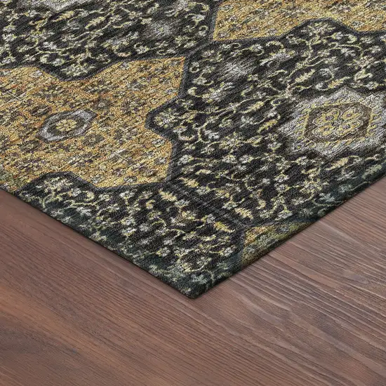 8' Black Copper And Gray Round Quatrefoil Washable Indoor Outdoor Area Rug Photo 8