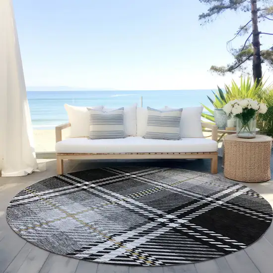 8' Black Gold And Gray Round Plaid Washable Indoor Outdoor Area Rug Photo 6