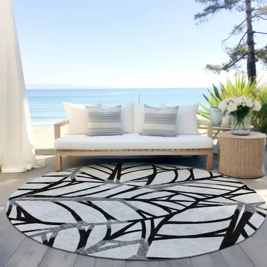 8' Black Gray And Beige Round Floral Washable Indoor Outdoor Area Rug Photo 6