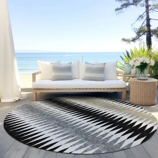 8' Black Gray And Beige Round Striped Washable Indoor Outdoor Area Rug Photo 5