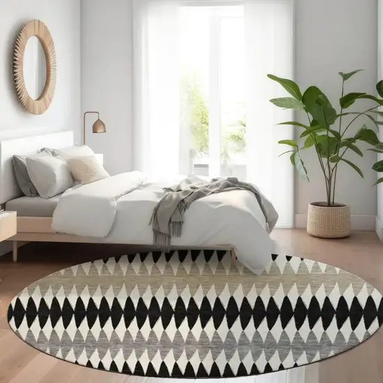 8' Black Gray And Beige Round Striped Washable Indoor Outdoor Area Rug Photo 6