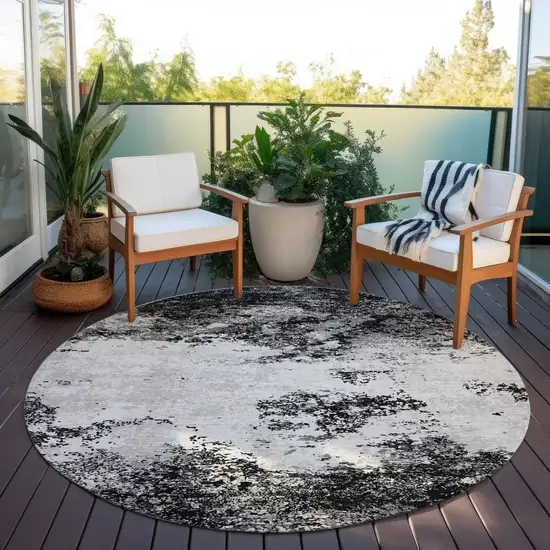 8' Black Gray And Ivory Round Abstract Washable Indoor Outdoor Area Rug Photo 6