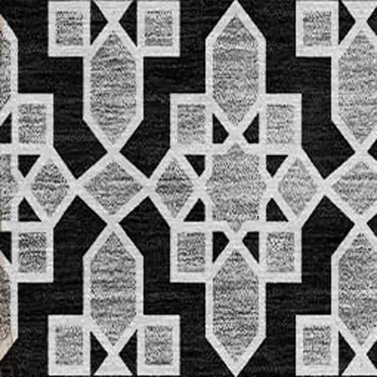 8' Black Gray And Ivory Round Quatrefoil Washable Indoor Outdoor Area Rug Photo 4