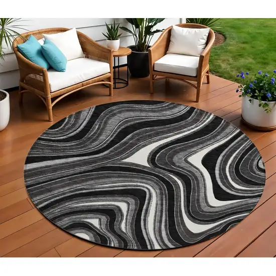 8' Black Gray And White Round Abstract Washable Indoor Outdoor Area Rug Photo 1
