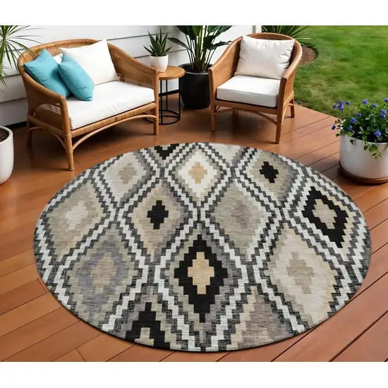 8' Black Ivory And Beige Round Geometric Washable Indoor Outdoor Area Rug Photo 1