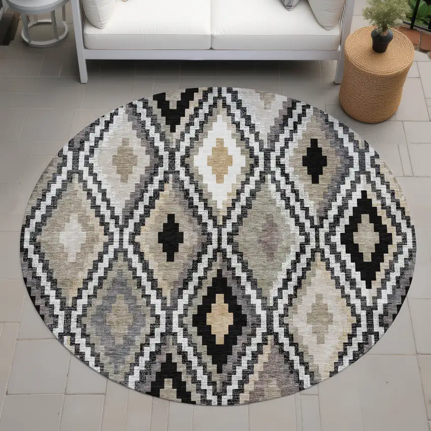 8' Black Ivory And Beige Round Geometric Washable Indoor Outdoor Area Rug Photo 8