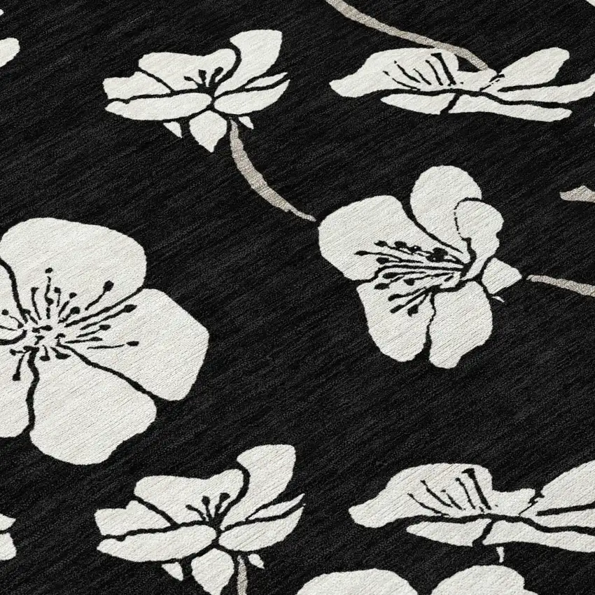 8' Black Ivory And Gray Round Floral Washable Indoor Outdoor Area Rug Photo 8