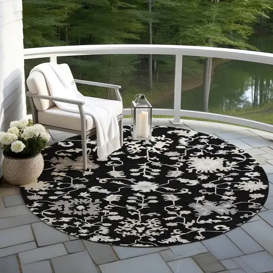 8' Black Ivory And Gray Round Floral Washable Indoor Outdoor Area Rug Photo 5