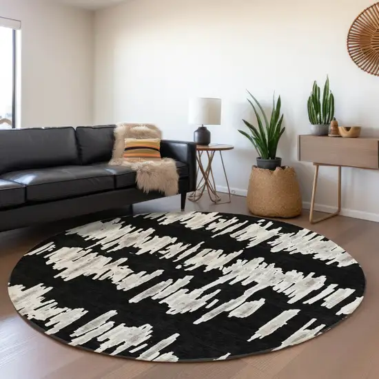 8' Black Ivory And Gray Round Striped Washable Indoor Outdoor Area Rug Photo 8
