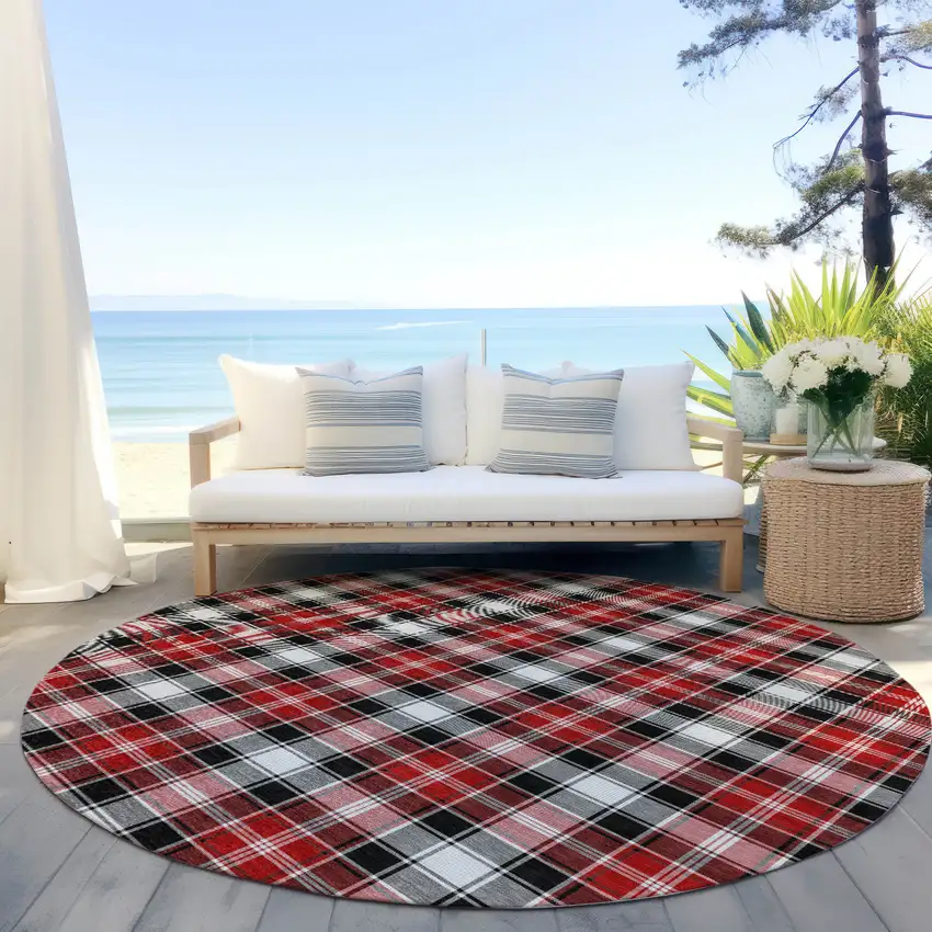 8' Black Red And White Round Plaid Washable Indoor Outdoor Area Rug Photo 5