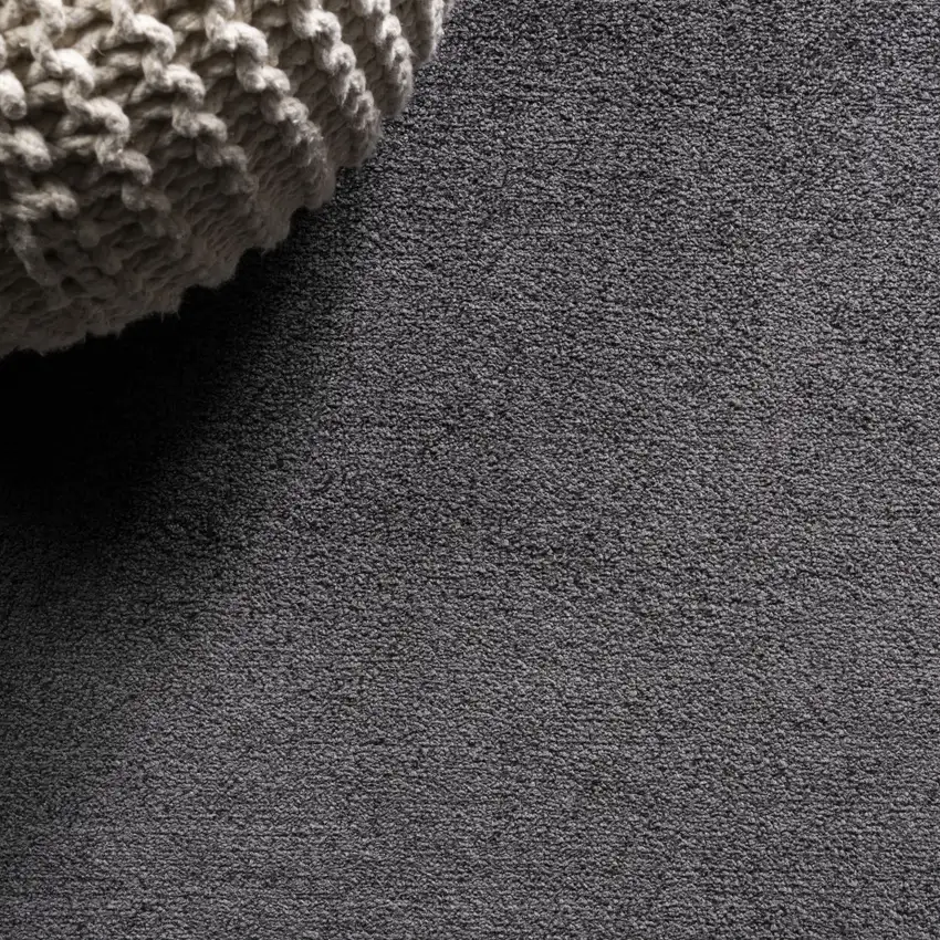 10' Black Runner Rug Photo 9