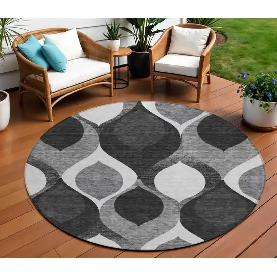8' Black Silver And Charcoal Round Ogee Washable Indoor Outdoor Area Rug Photo 1