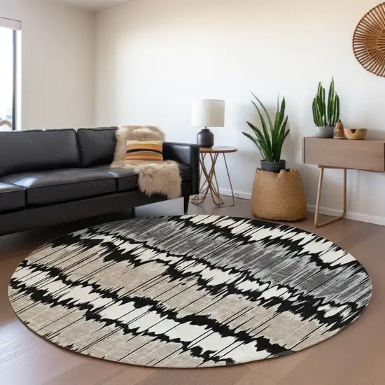 8' Black Silver And Gray Round Striped Washable Indoor Outdoor Area Rug Photo 7