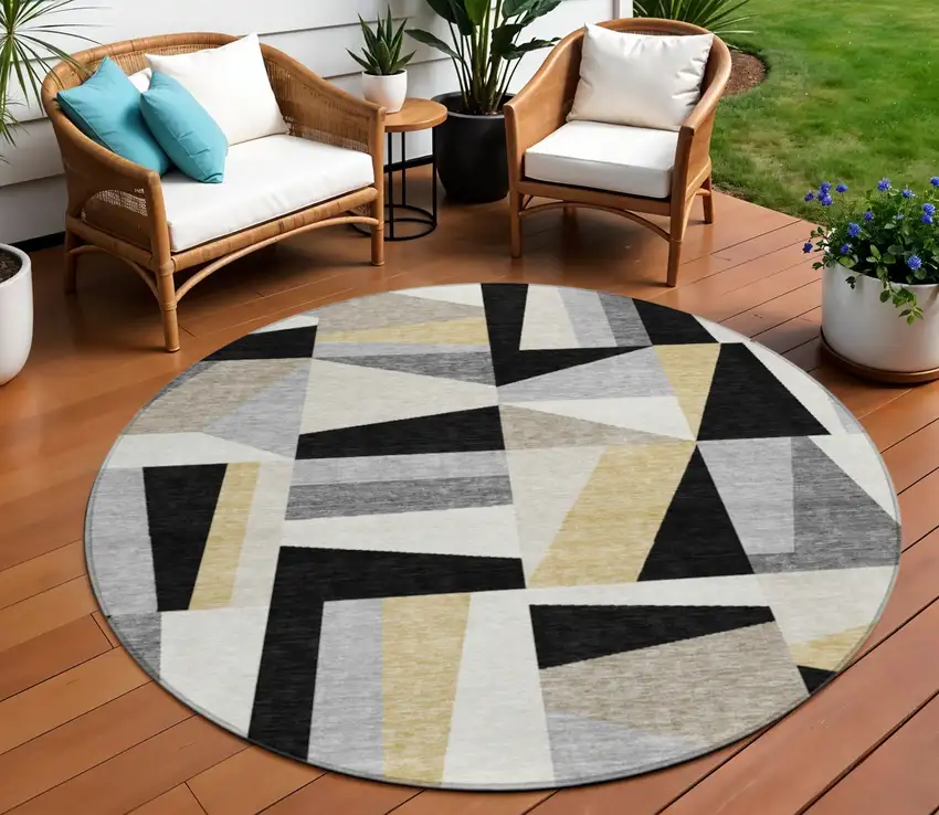 8' Black Wheat And Ivory Round Geometric Washable Indoor Outdoor Area Rug Photo 1