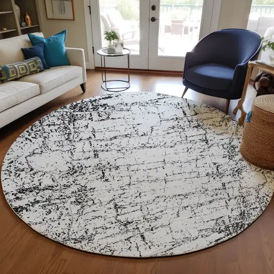 8' Black White And Gray Round Abstract Washable Indoor Outdoor Area Rug Photo 6