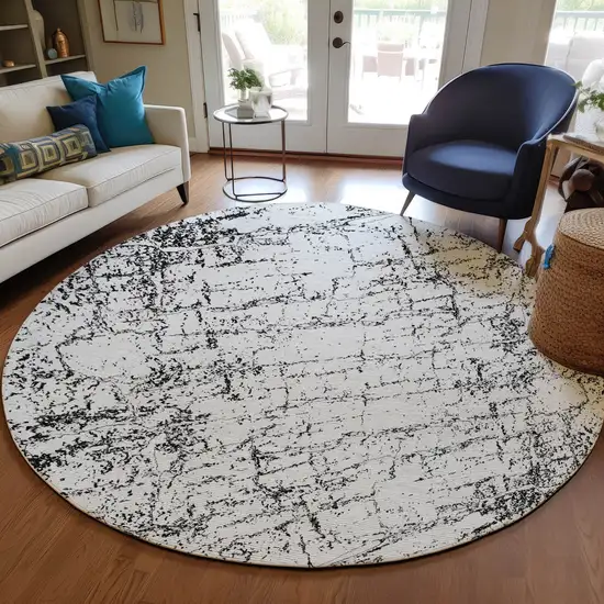 8' Black White And Gray Round Abstract Washable Indoor Outdoor Area Rug Photo 6