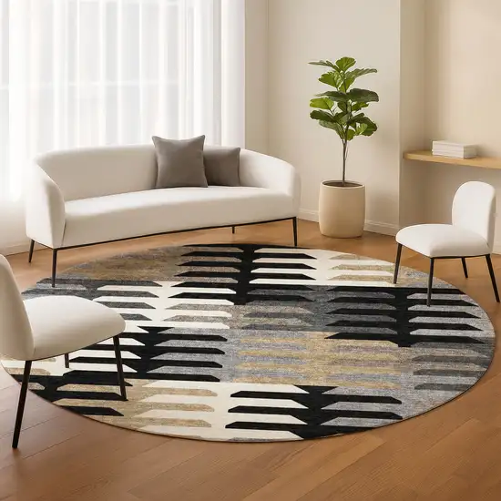 8' Black White And Wheat Round Geometric Washable Indoor Outdoor Area Rug Photo 9