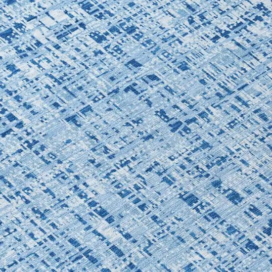 8' Blue And Denim Blue Round Abstract Washable Indoor Outdoor Area Rug Photo 6