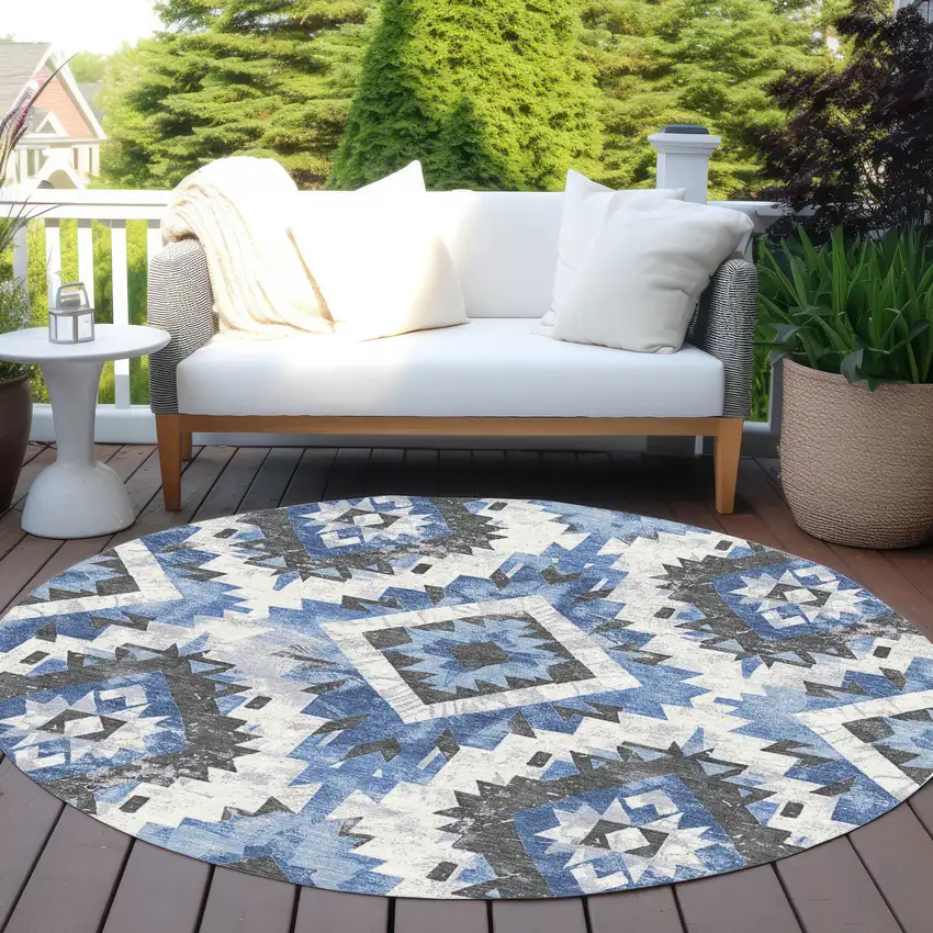 8' Blue And Gray Round Aztec Washable Indoor Outdoor Area Rug Photo 5
