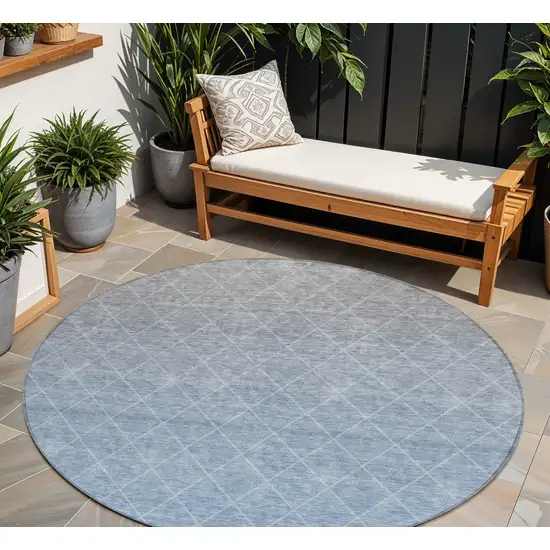 8' Blue And Gray Round Geometric Washable Indoor Outdoor Area Rug Photo 7