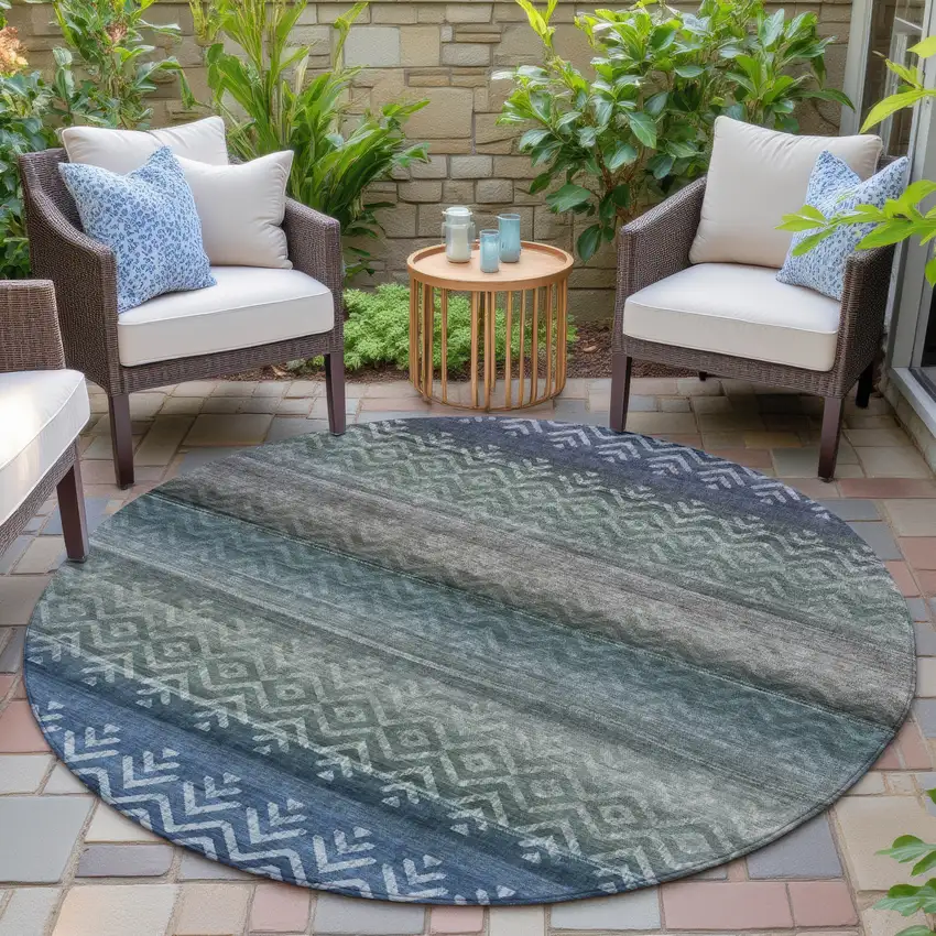 8' Blue And Gray Round Geometric Washable Indoor Outdoor Area Rug Photo 5