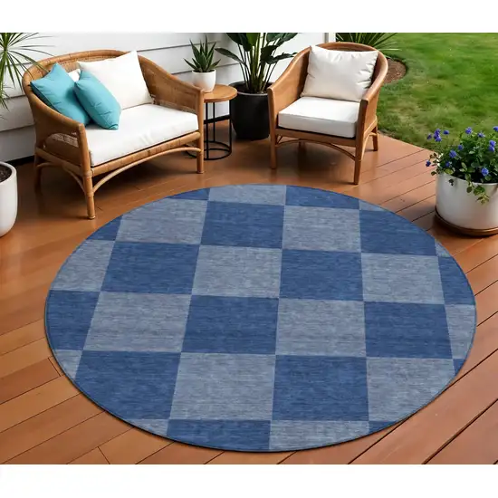 8' Blue And Gray Round Geometric Washable Indoor Outdoor Area Rug Photo 1