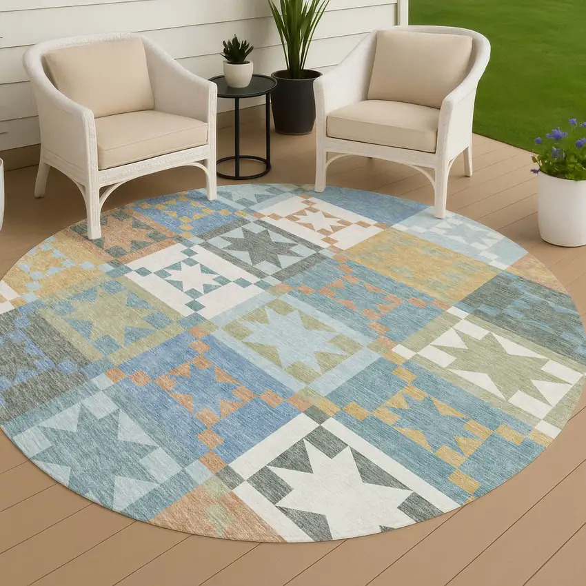 8' Blue And Green Round Patchwork Washable Indoor Outdoor Area Rug Photo 4