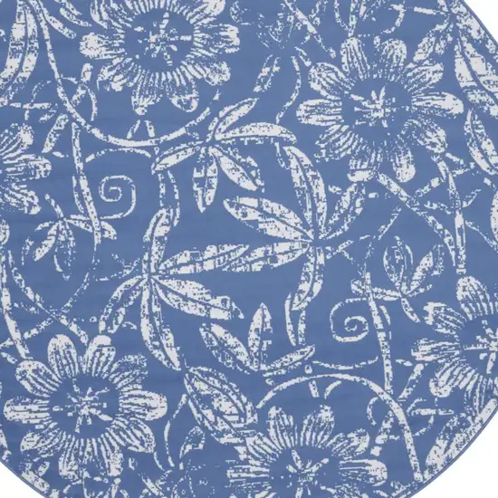 5' Blue And Ivory Floral Distressed Round Rug Photo 7