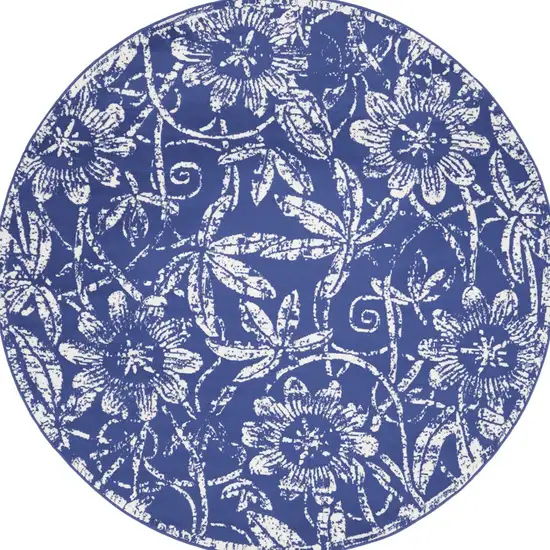 5' Blue And Ivory Floral Distressed Round Rug Photo 8
