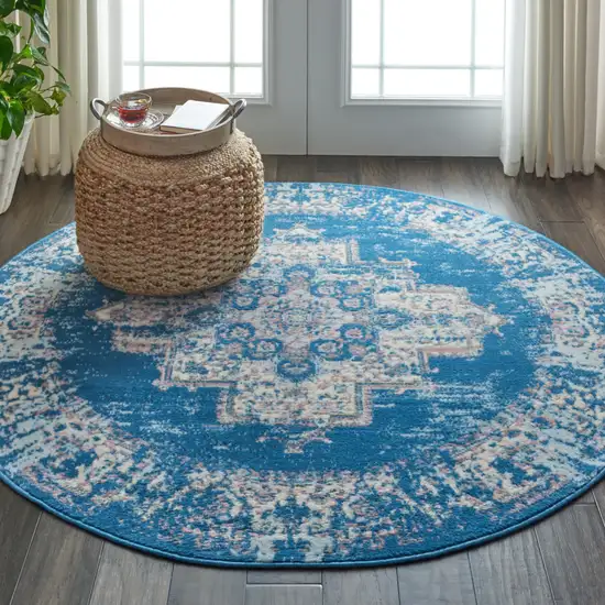 5' Blue And Ivory Medallion Distressed Round Rug Photo 5