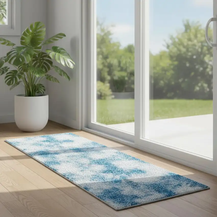 6' Blue And Ivory Medallion Distressed Runner Rug Photo 1