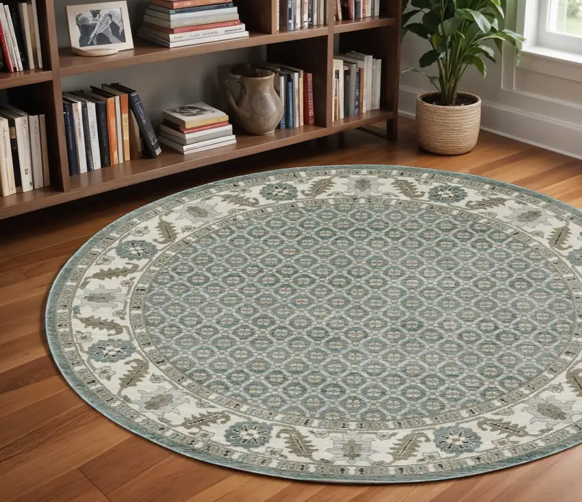 8' Blue And Ivory Oriental Round Rug Photo 1