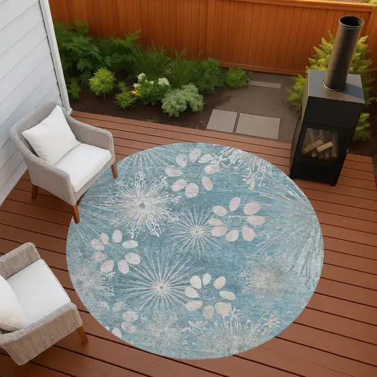 8' Blue And Ivory Round Floral Washable Indoor Outdoor Area Rug Photo 8