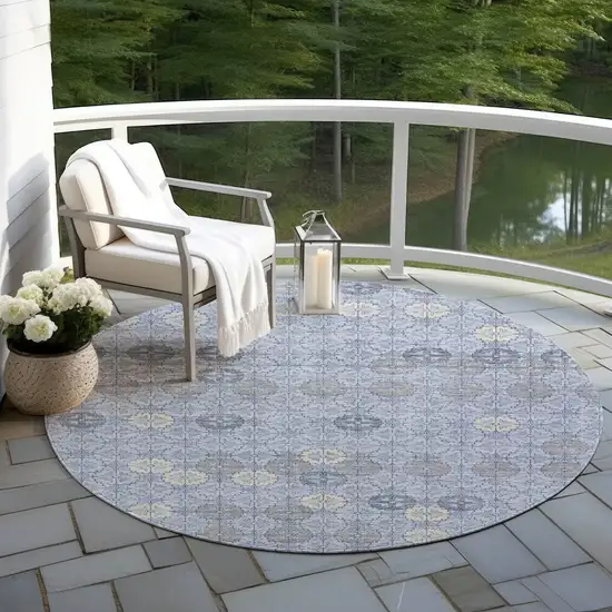 8' Blue And Ivory Round Geometric Washable Indoor Outdoor Area Rug Photo 5